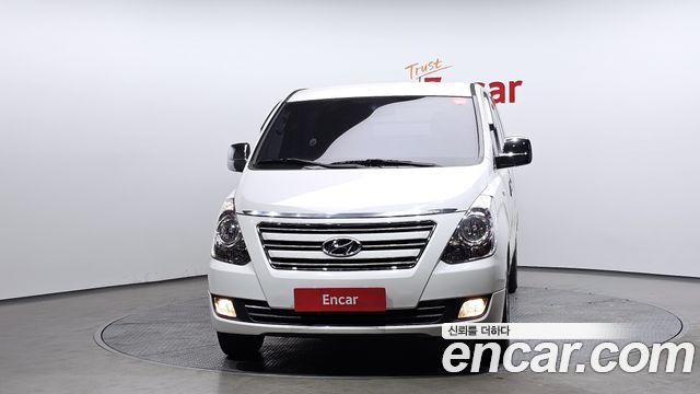 Hyundai Starex 2016 thumb 4