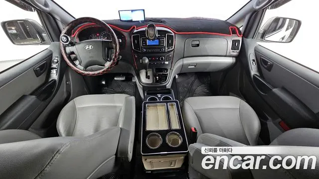 Hyundai Starex 2016 thumb 12