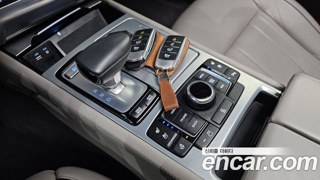 Genesis G80 2016 thumb 9