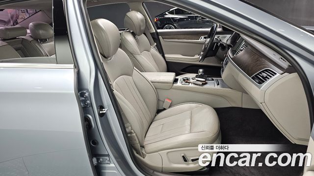 Genesis G80 2016 thumb 10