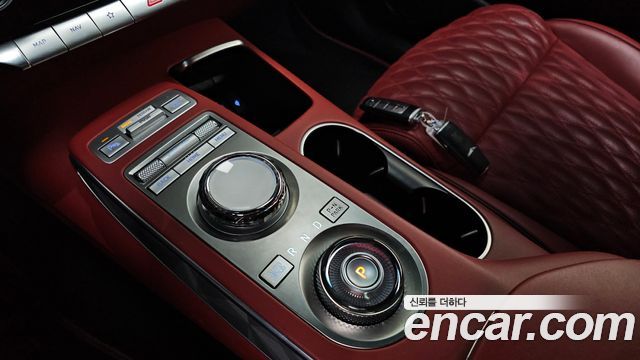 Genesis GV70 2023 thumb 9