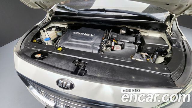 Kia Carnival 2018 thumb 6