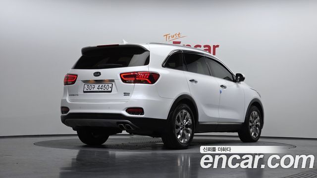 Kia Sorento 2018 thumb 3