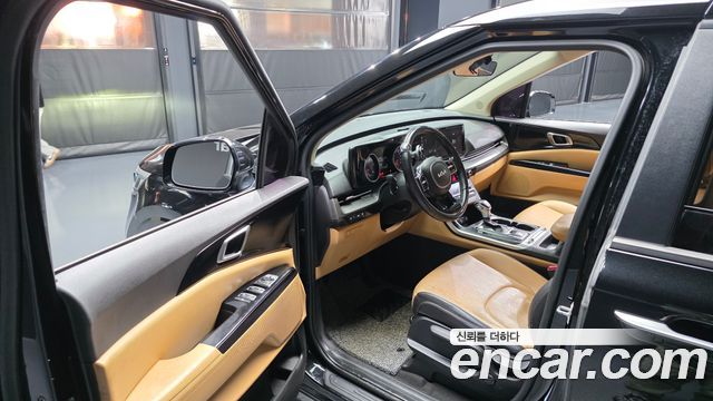 Kia Carnival 2021 thumb 10