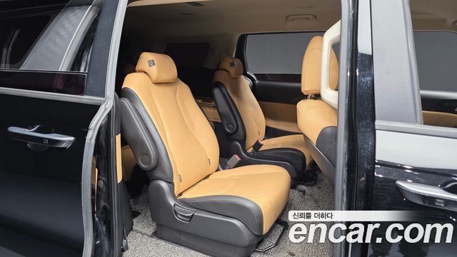 Kia Carnival 2021 thumb 12