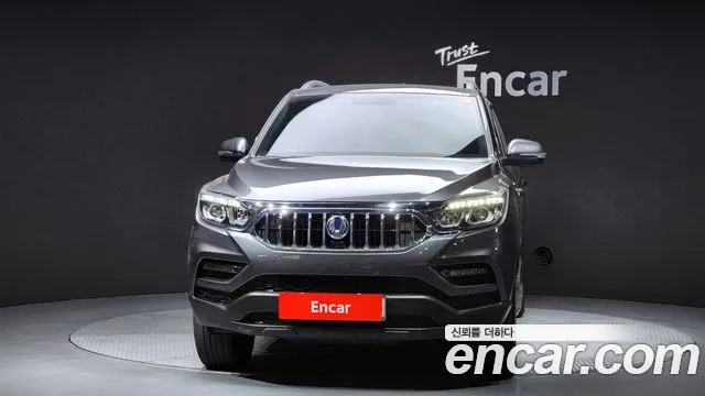 SsangYong Rexton 2020 thumb 4