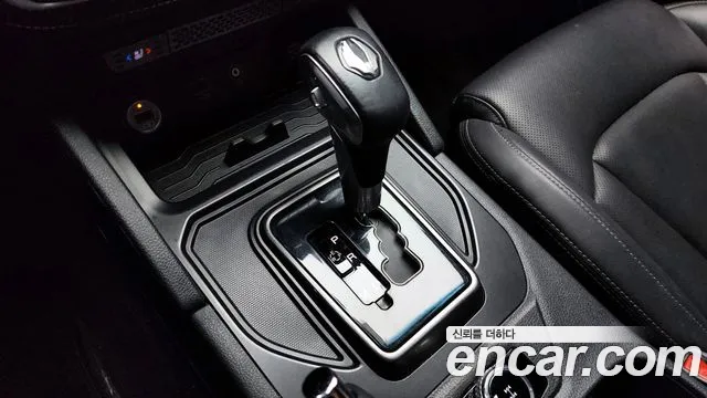 SsangYong Rexton 2020 thumb 9