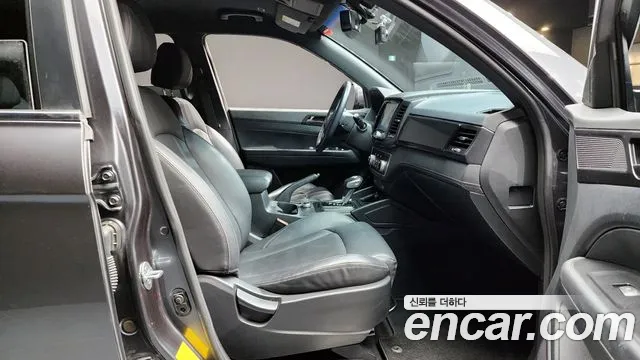 SsangYong Rexton 2020 thumb 10