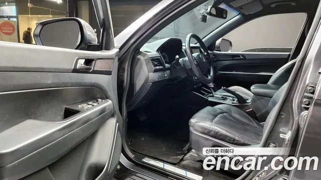 SsangYong Rexton 2020 thumb 11