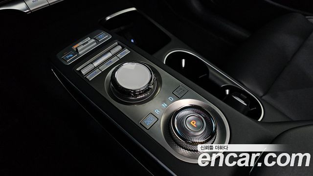 Genesis GV70 2022 thumb 9