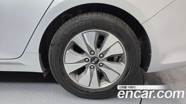 Kia K5 2018 thumb 6
