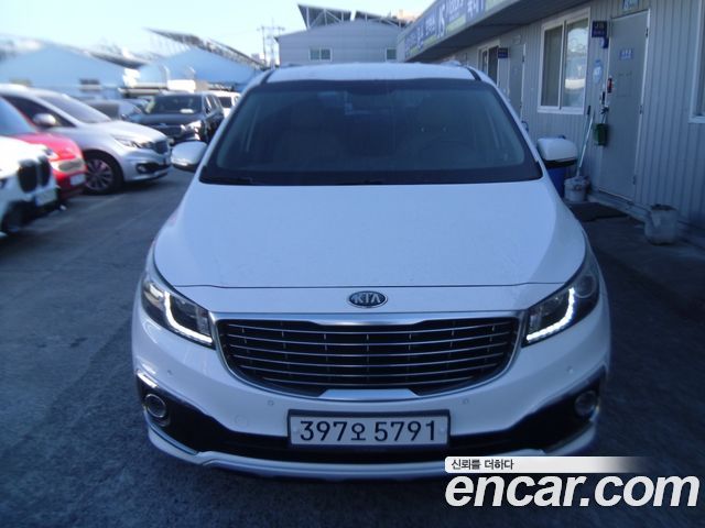 Kia Carnival 2017 thumb 2