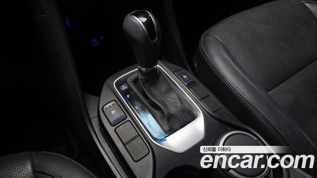 Hyundai Santa Fe 2016 thumb 10