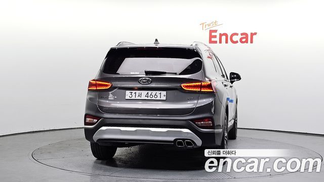 Hyundai Santa Fe 2019 thumb 5