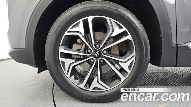 Hyundai Santa Fe 2019 thumb 6
