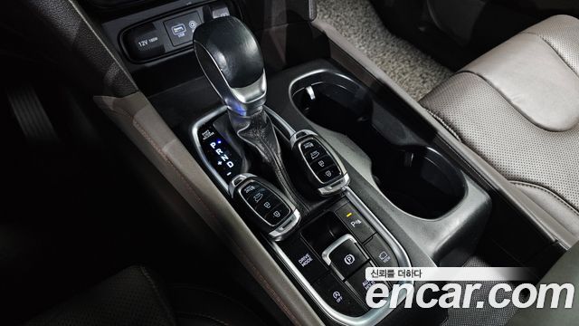 Hyundai Santa Fe 2019 thumb 10