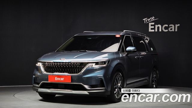 Kia Carnival 2021 thumb 2