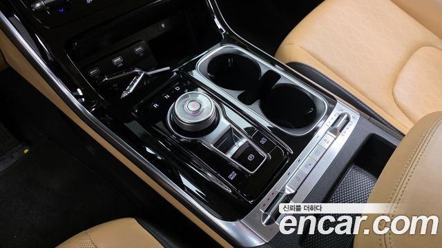Kia Carnival 2021 thumb 9