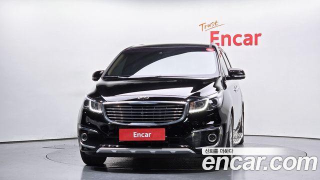 Kia Carnival 2017 thumb 4
