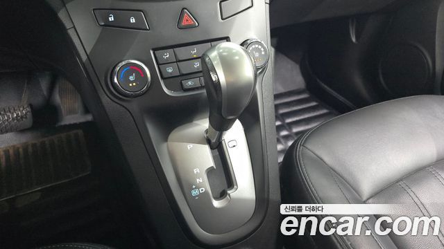 Chevrolet Orlando 2015 thumb 10