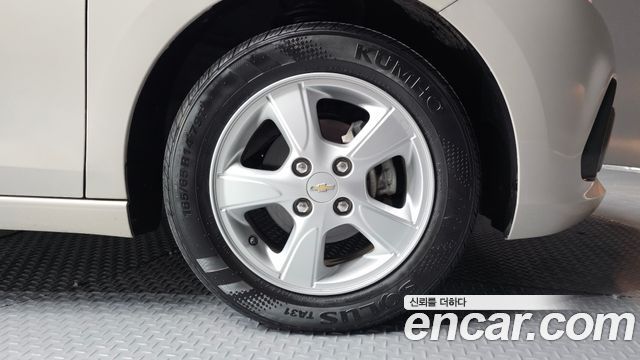 Chevrolet Spark 2016 thumb 6
