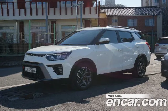 SsangYong Tivoli 2023 thumb 3