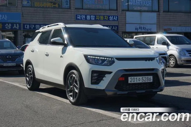 SsangYong Tivoli 2023 thumb 4