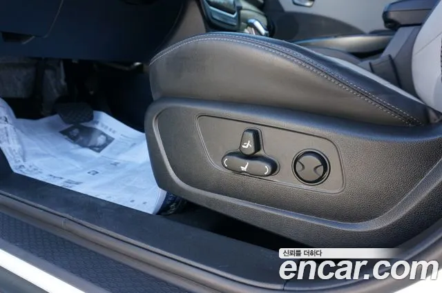 SsangYong Tivoli 2023 thumb 7