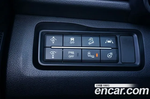 SsangYong Tivoli 2023 thumb 8