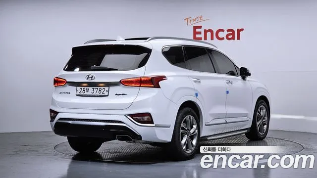 Hyundai Santa Fe 2019 thumb 3