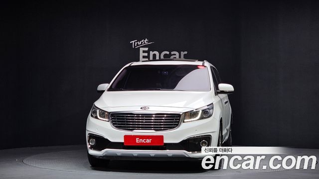 Kia Carnival 2017 thumb 4