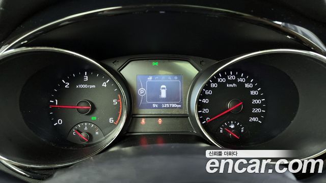 Kia Carnival 2017 thumb 9