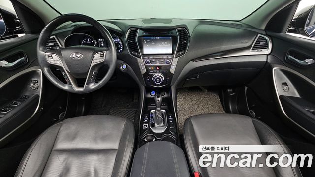 Hyundai Santa Fe 2018 thumb 8