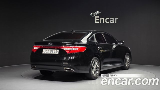 Hyundai Grandeur 2011 thumb 3