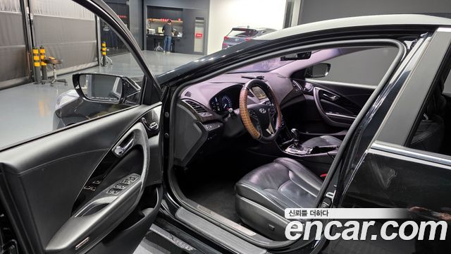 Hyundai Grandeur 2011 thumb 11