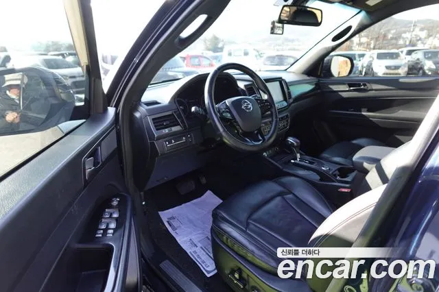 SsangYong Rexton 2022 thumb 9