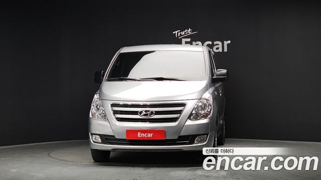 Hyundai Starex 2017 thumb 4