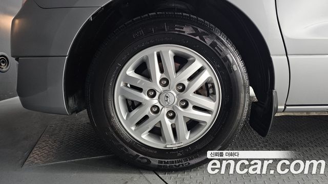 Hyundai Starex 2017 thumb 6