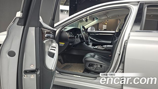 Genesis G90 2020 thumb 10