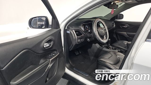 Jeep Cherokee 2020 thumb 3