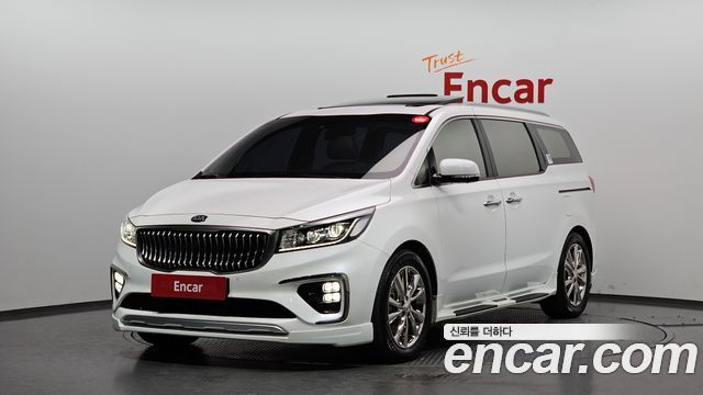 Kia Carnival 2020 thumb 2