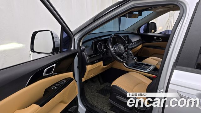 Kia Carnival 2021 thumb 11
