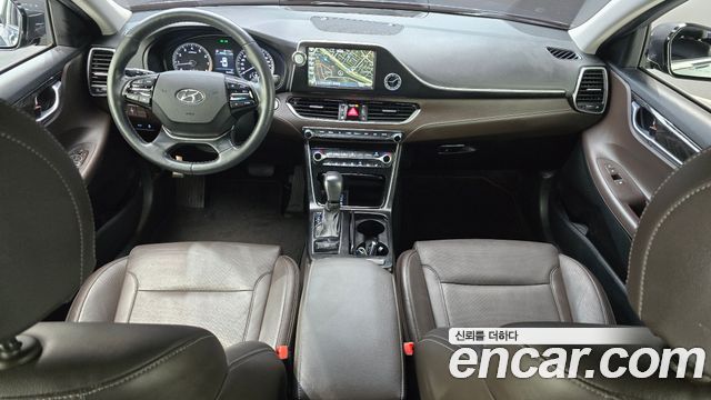 Hyundai Grandeur 2017 thumb 8