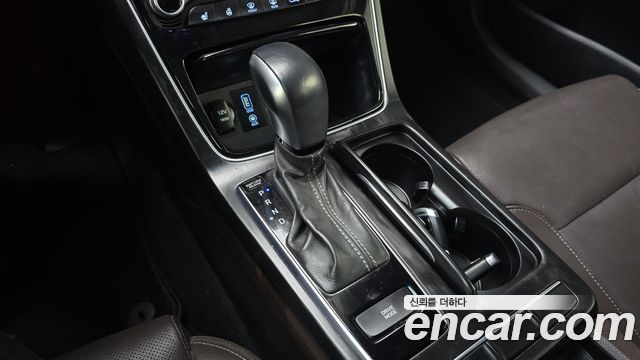 Hyundai Grandeur 2017 thumb 10