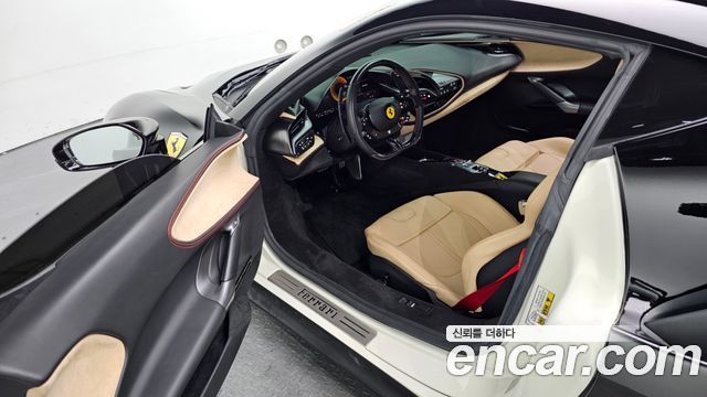 Ferrari SF90 2021 thumb 11