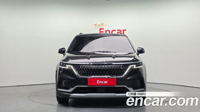 Kia Carnival 2021 thumb 4