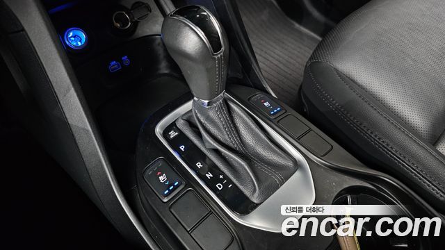 Hyundai Santa Fe 2015 thumb 9