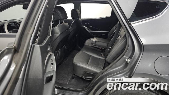 Hyundai Santa Fe 2015 thumb 11