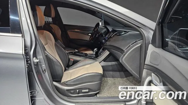 Hyundai i40 2015 thumb 11