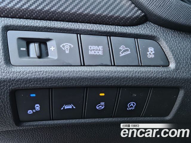 Hyundai Santa Fe 2016 thumb 3